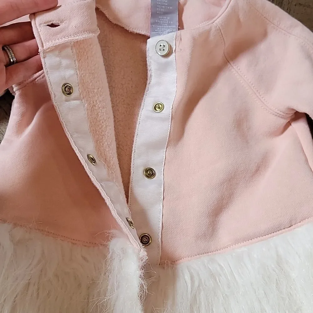 24 month blush pink with white fur jacket💞🤍